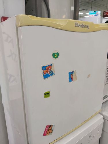 Мини холодильник Elenberg RF-0505
