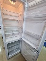 Холодильник с морозильником Indesit DSN 20